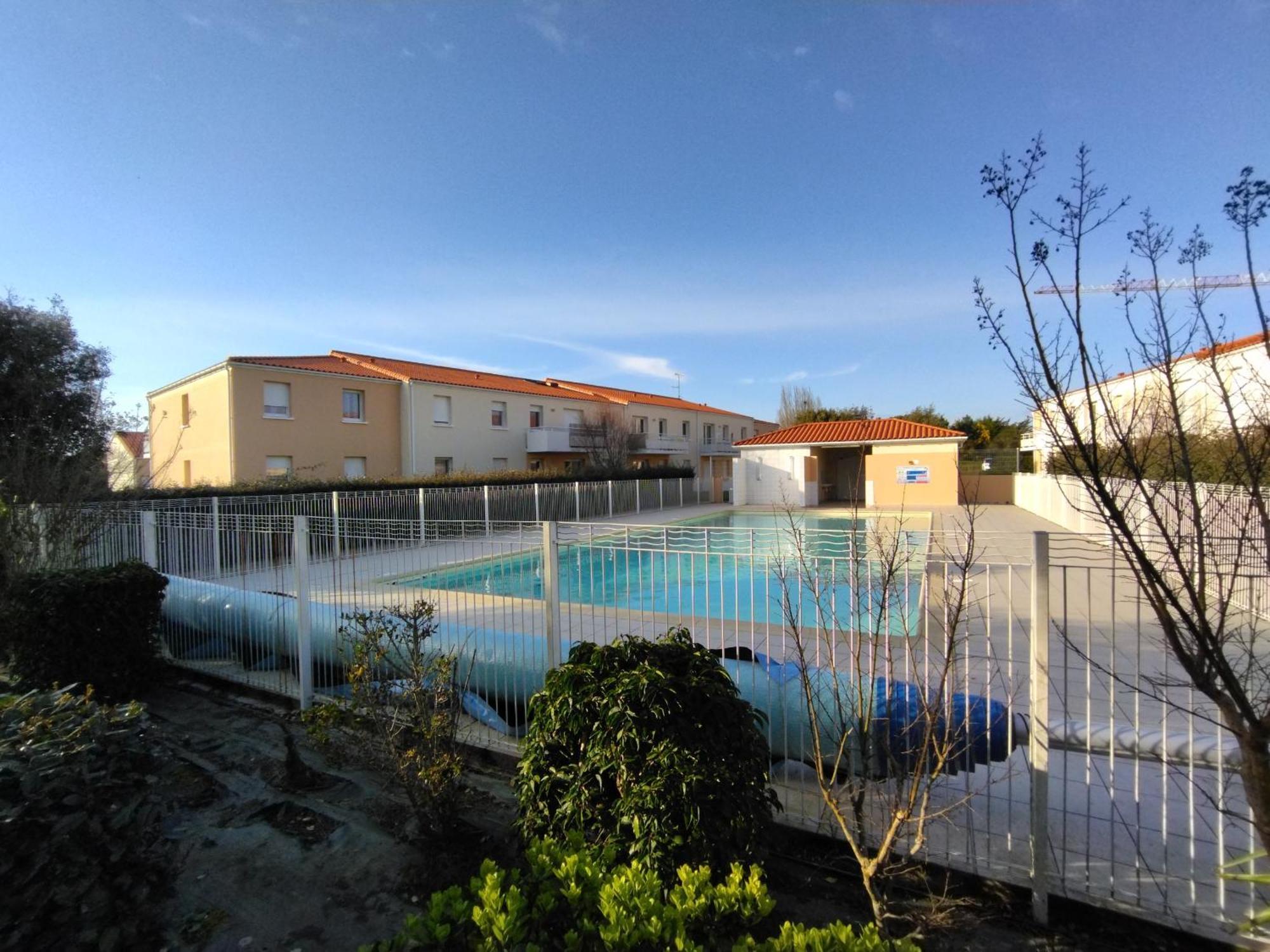 Appartement Dans Residence Au Calme Avec Piscine Les Sables-dʼOlonne Exteriér fotografie